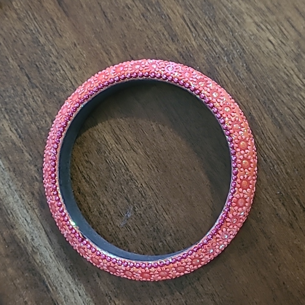 Coral beaded flower bracelet